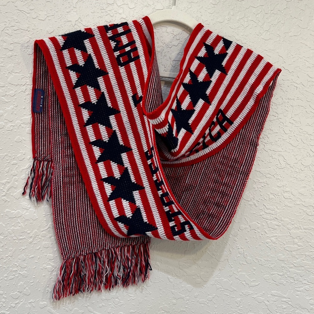 Vintage 90s Knitmakers USA Patriotic Stars & Stripes Red White Blue Scarf OS